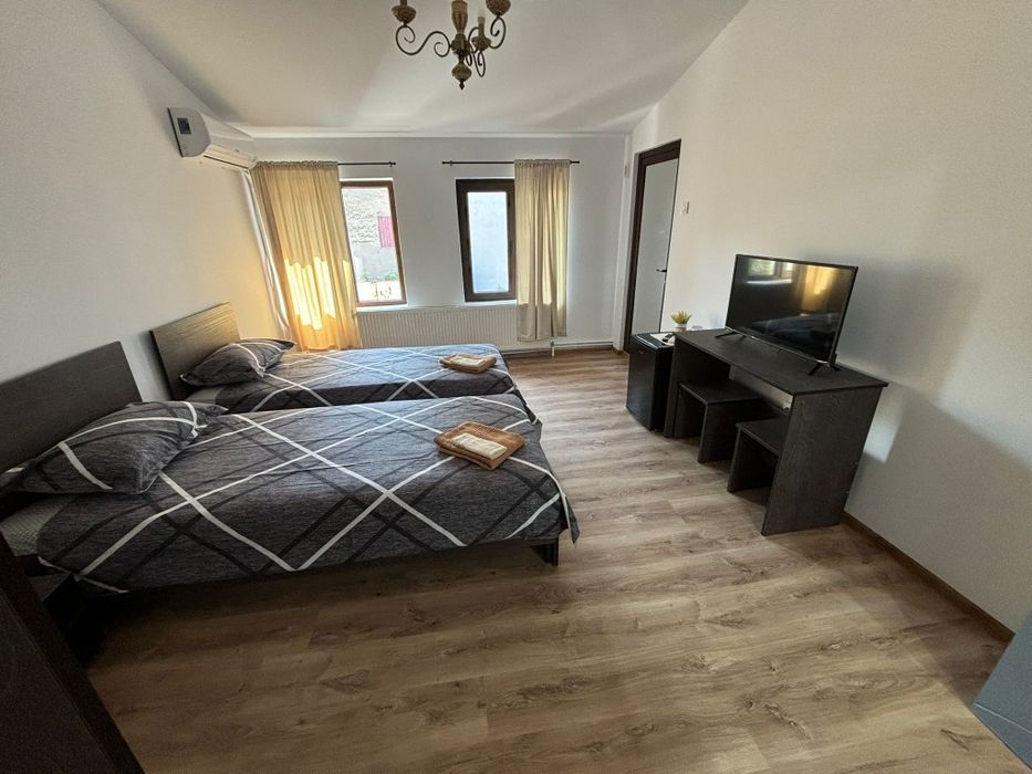 Cazarea muncitori săptămânal