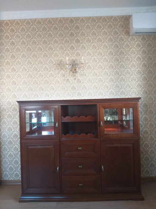 Продам гостиный барный комод