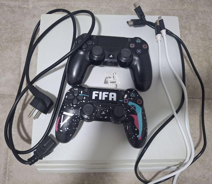 Ps 4 pro 1 TB 2 ta original pult pc ga abmen bor
