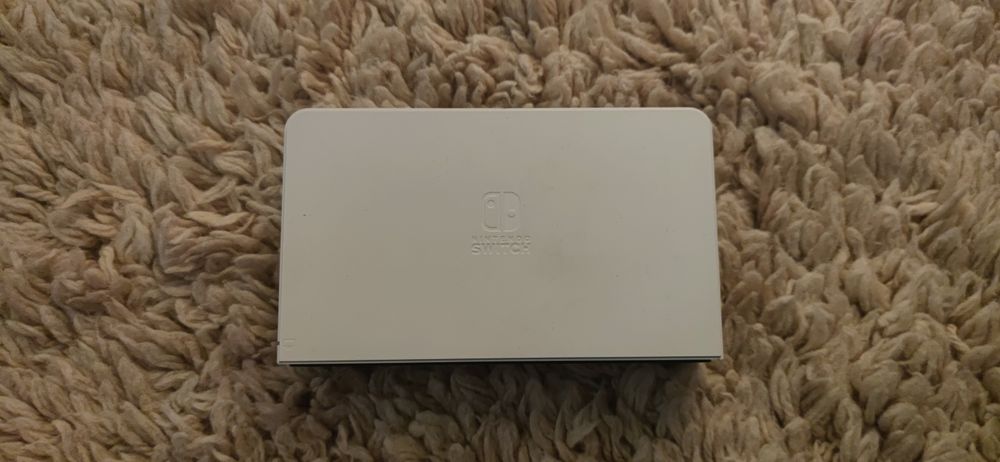 Nintendo Switch OLED със 128 гб SD карта