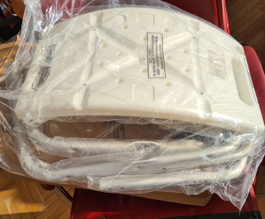 Стол за баня лек, неръждаем, място за душ слушалка