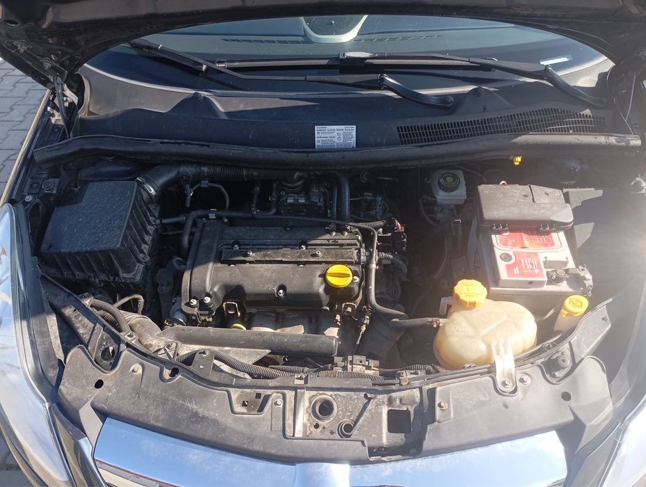 Opel Corsa  D 1.4 Benzina