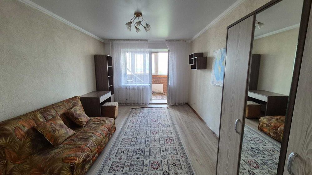 продам 3 комн квартиру в центре