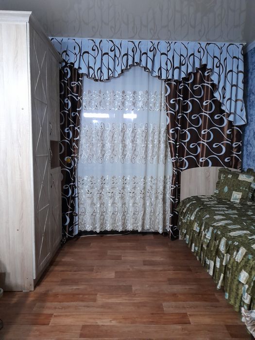 Продам тюль готовая вместе с крючками