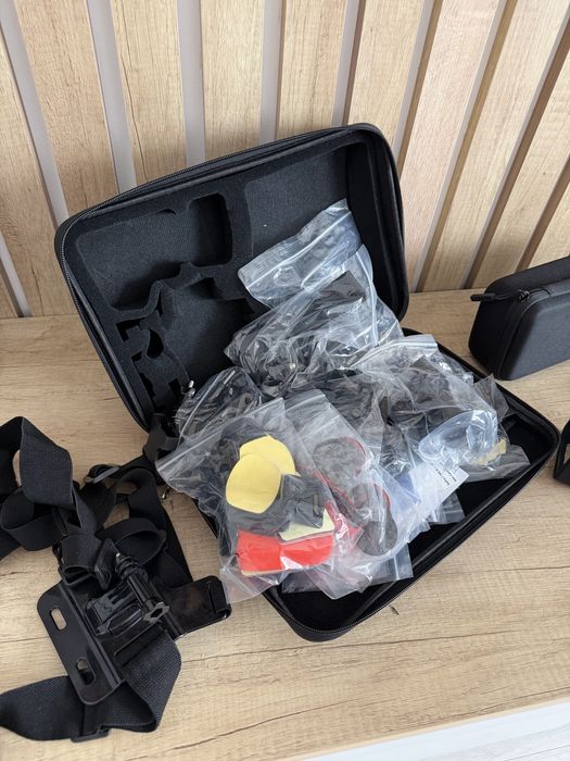 GoPro Hero 10 black 4 baterii + accesorii