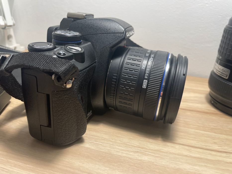 Olympus e420 e-420 si 2 obiective