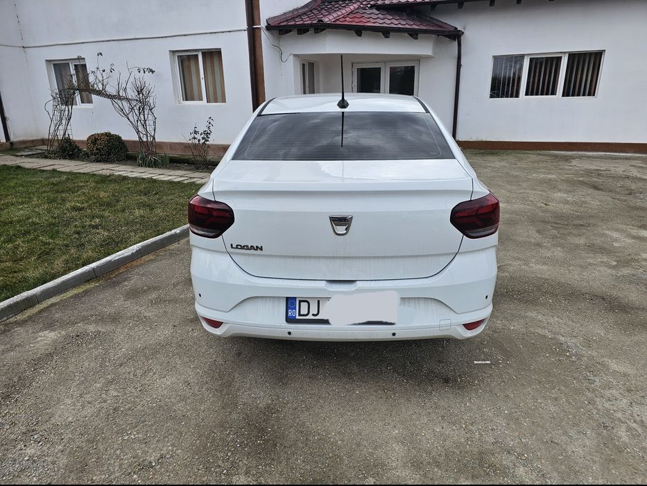 Dacia logan bezina plus gpl pret 7950 euro