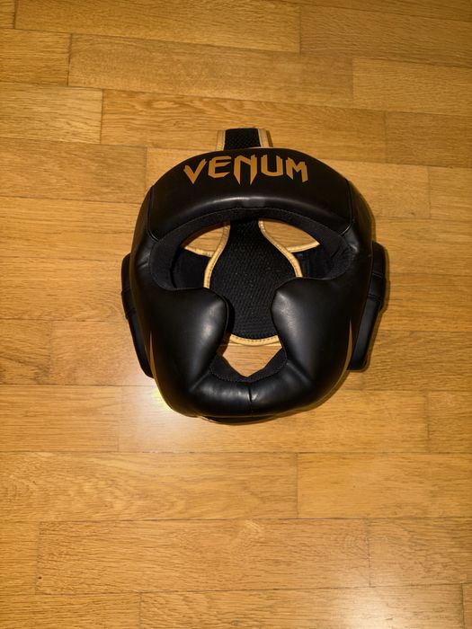 Каска за бокс Venum