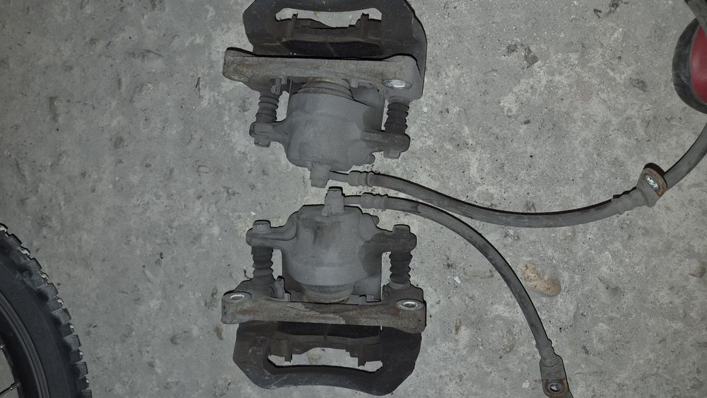 Комплект спирачни апарати за Субару Аутбек Б14 3.6