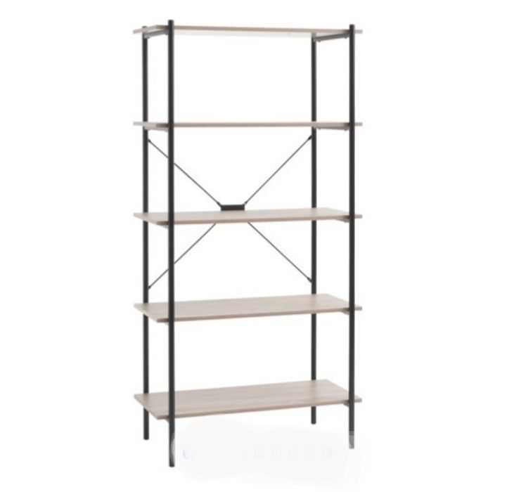 Висока етажерка в индустриален стил