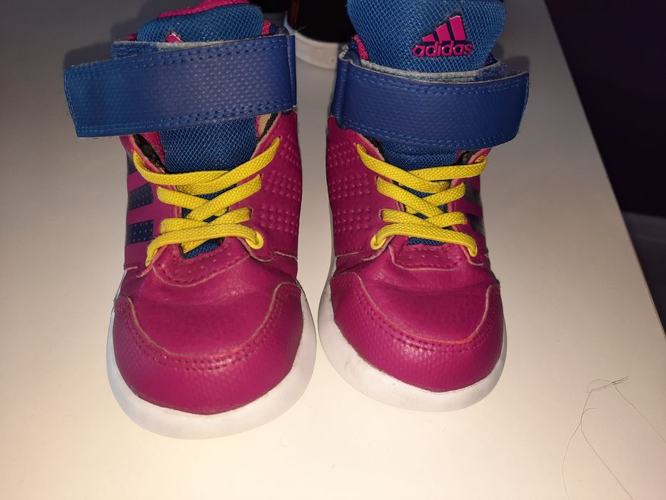 Кецове Адидас за момиче