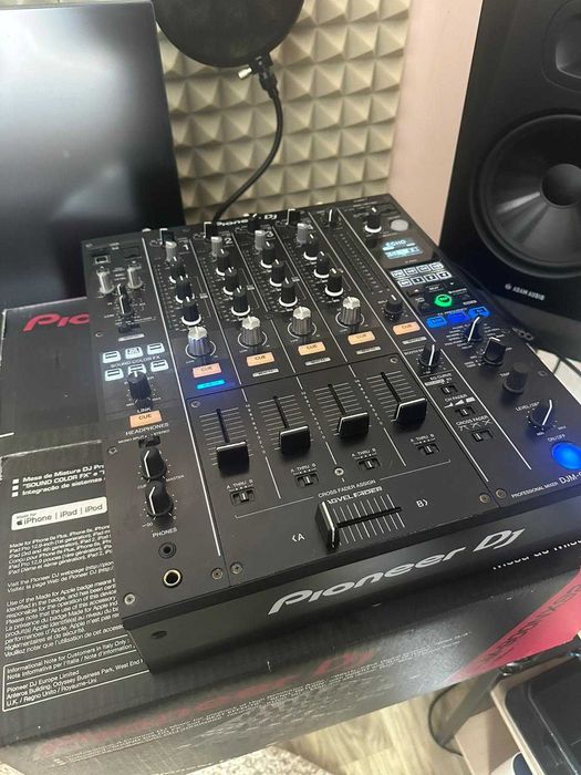 Mixer Pioneer DJM 900 NXS2