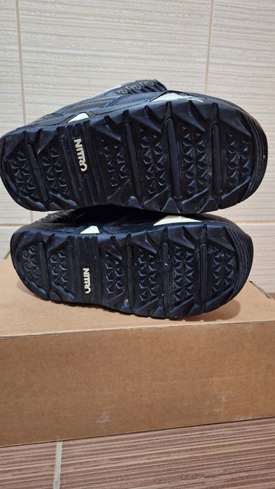 Boots snowboard Nitro Eu42-42,5-mondo 27,5