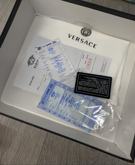 Каблуки Versace