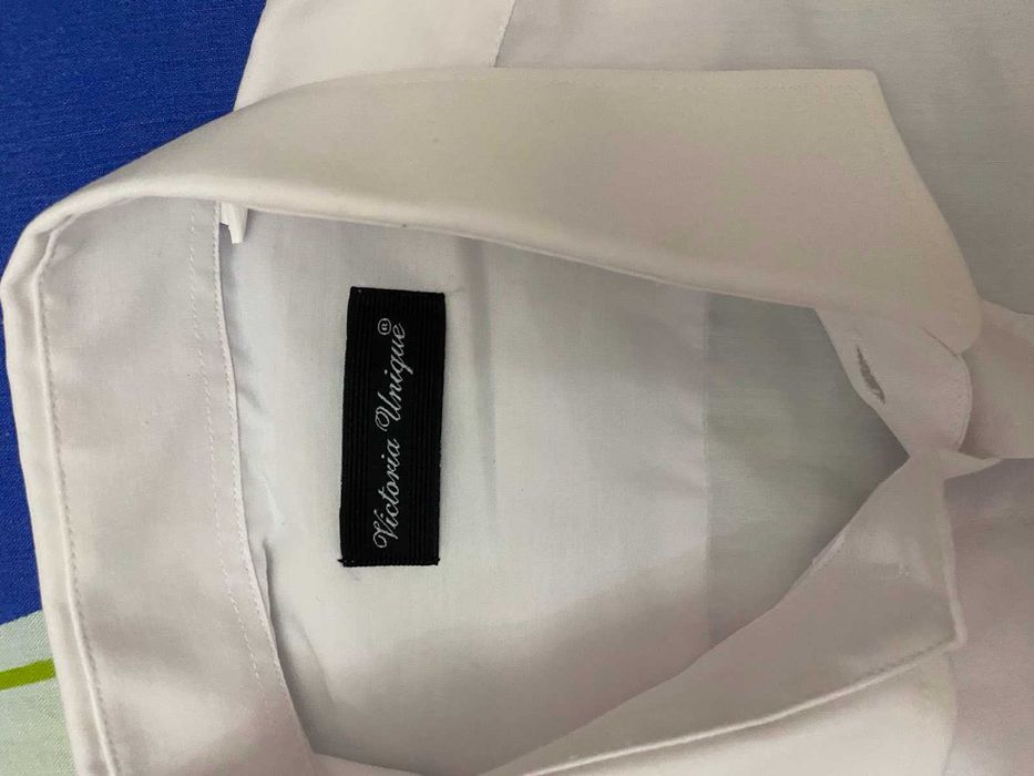 Нова бяла риза на Victoria Unique размер М
