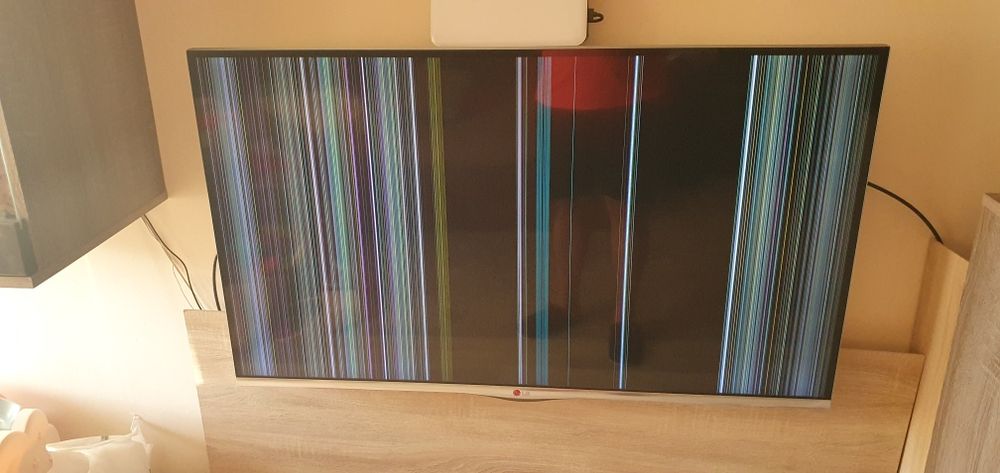 Телевизор LG 42LA740S за части