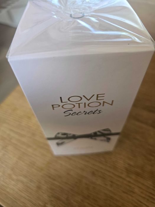 Дамски парфюм ,,Love potion"