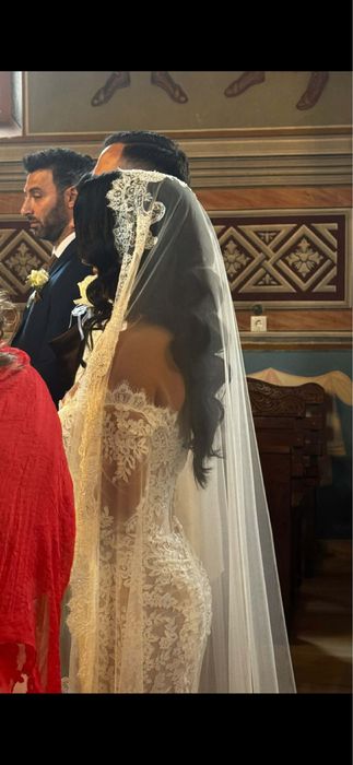 Rochie de mireasa tip serina de dantela