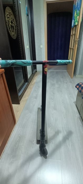 СРОЧНО продам самокат