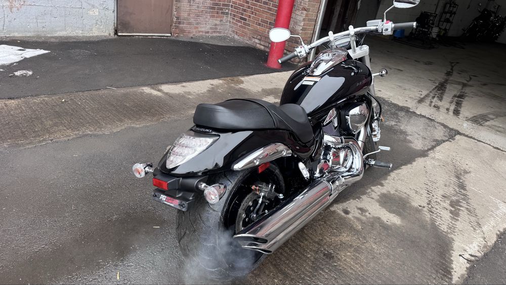 Suzuki boulevard m109r