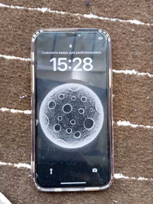 iPhone 11 pro 256 93%akm