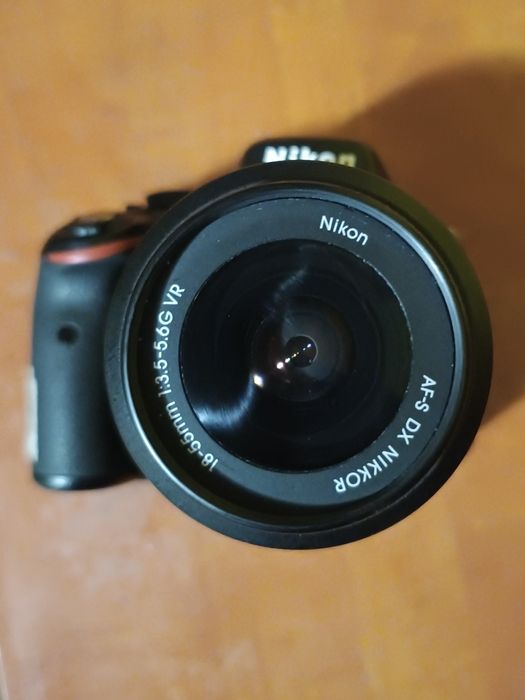 Cameră foto Nikon D5100 + 18–55 VR