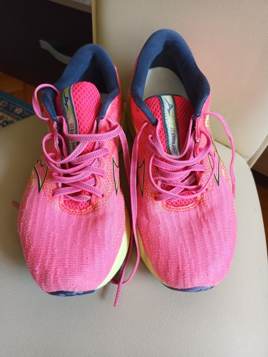 Adidași mizuno nr 37