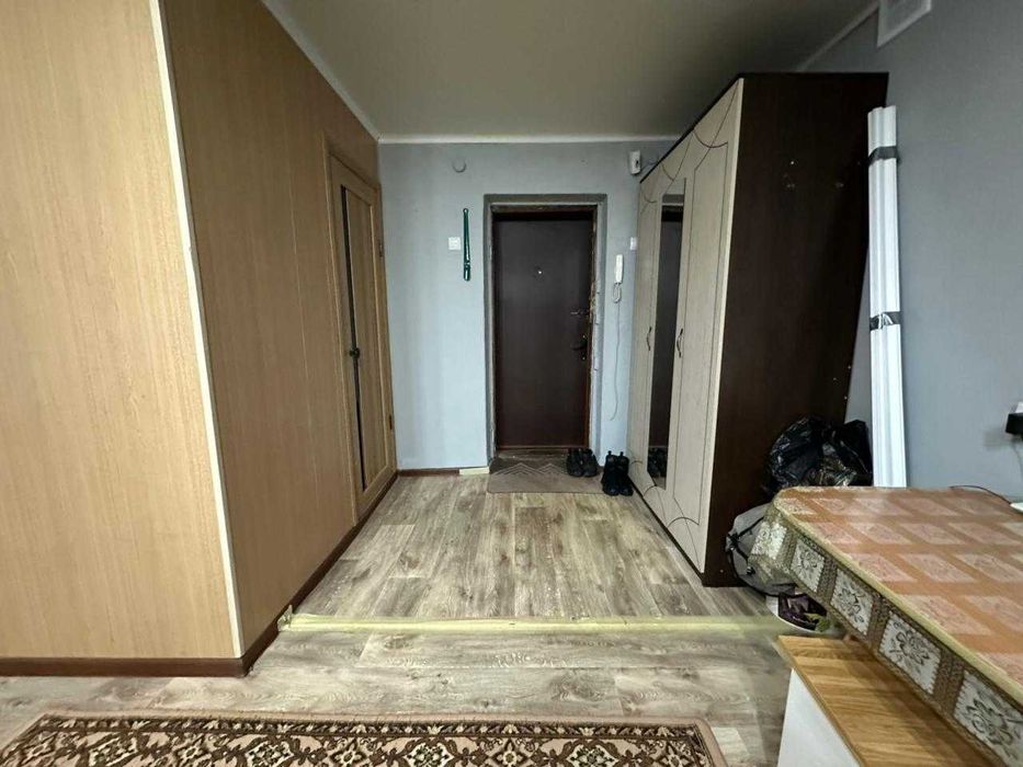 Продам оденокомнатную квартиру в центре города