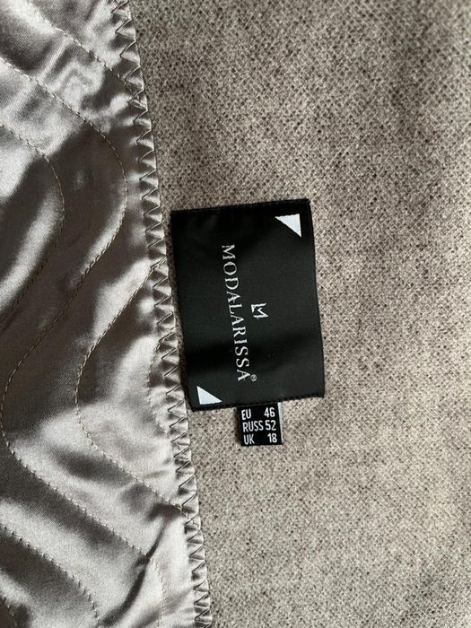 Пальто с мехом ламы