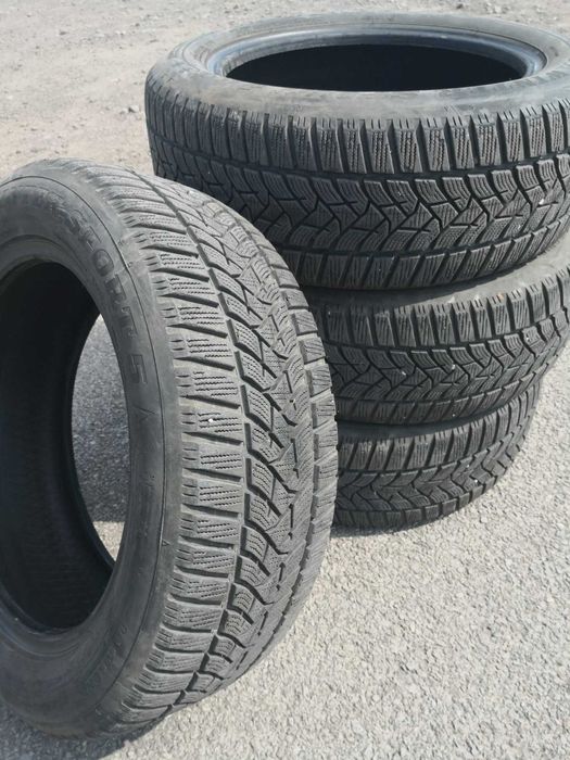 Зимни гуми 205/55/16 Dunlop DOT 2021, 4бр., цената е за 1бр.