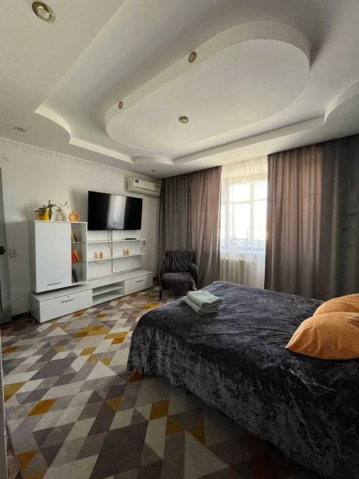 1 комнатная в центре Уральска