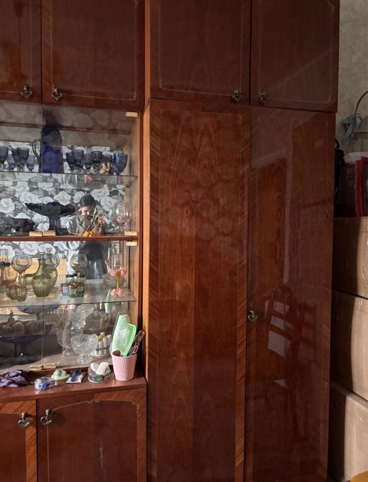 шкаф стенка ұсталған