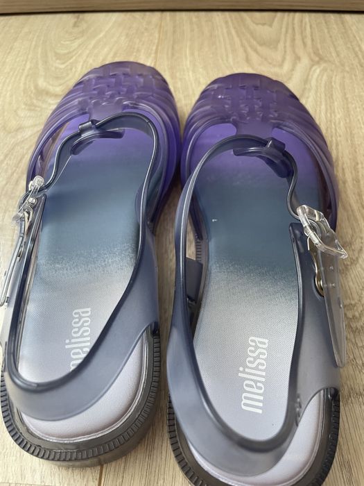 Сандали melissa