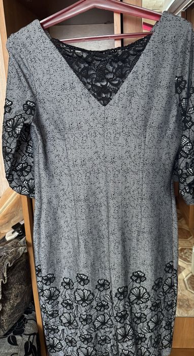 Продается платье б/у