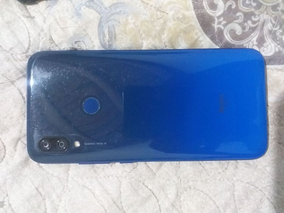 Redmi 7 64gb srochna!
