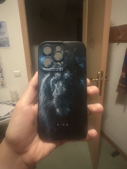 Vand husa de telefon IPhone 13 Pro cu protectie de camera