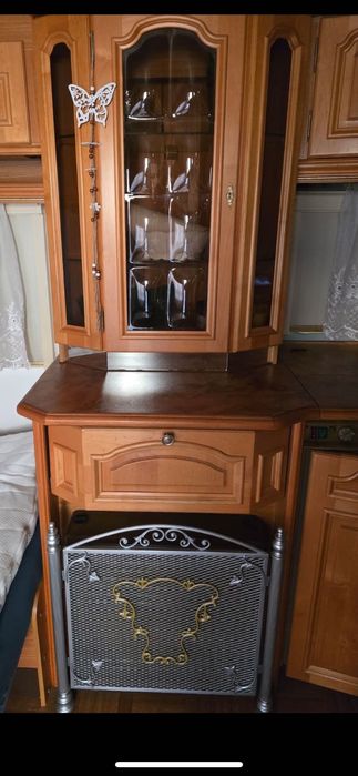 НЕМСКА TABBERT-BARONESSE 2-Оси, Просторна,Клима,Суха и Красива Здрава