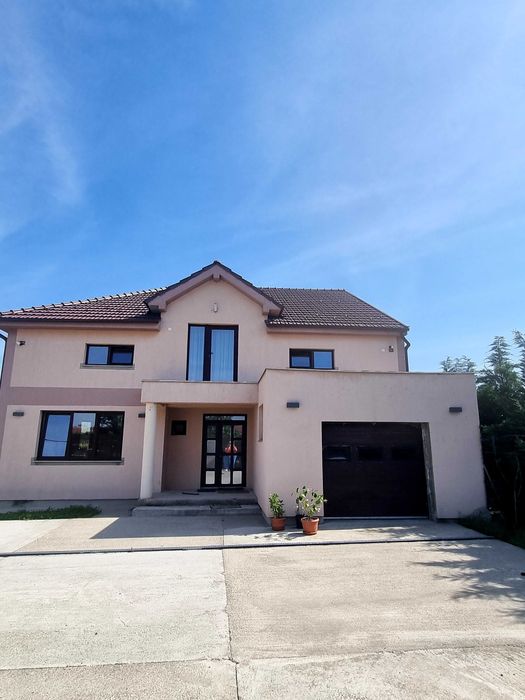 Casa cu etaj de vanzare in Alparea Bihor