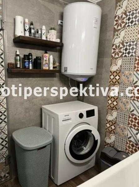 Продава се Тристаен апартамент в Пловдив, Христо Смирненски - 64 кв.м за 1922 €/кв.м - Снимка #13