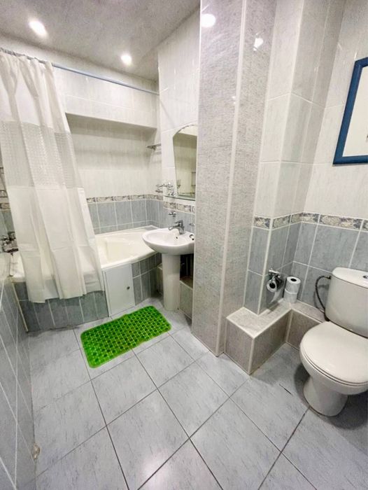 Продается Ц1, Бибигон, 4 комнатная, Галерейка!