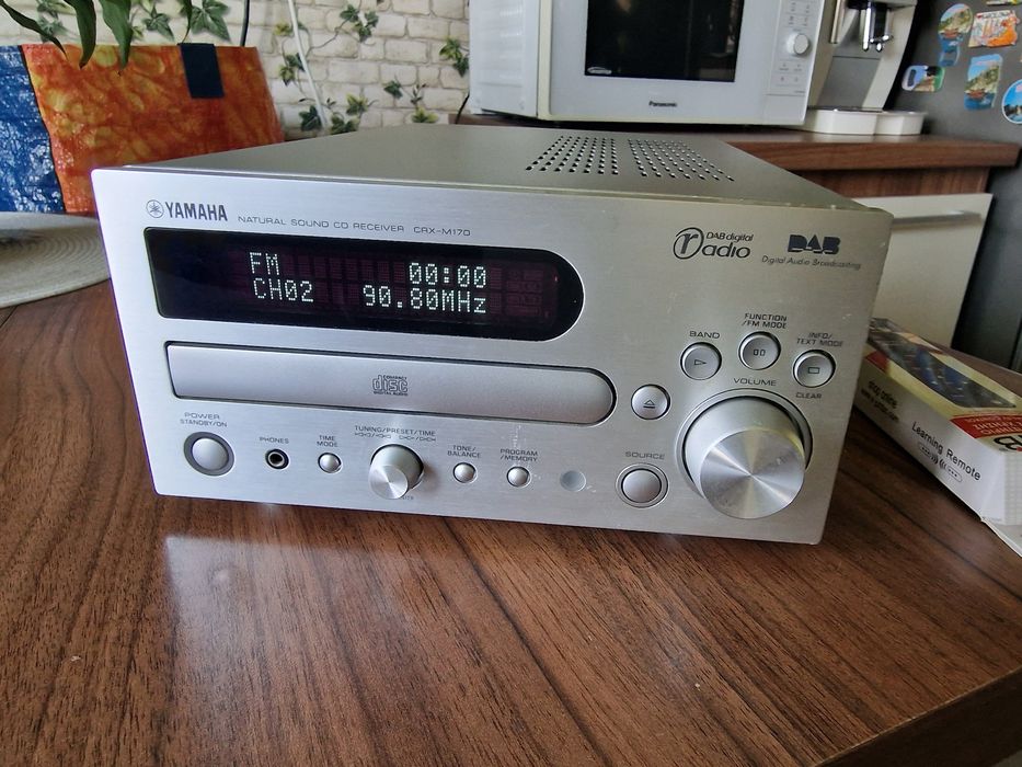 Yamaha,sistem audio,de calitate,2x25w.