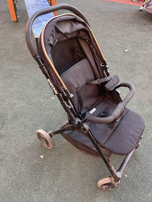 Коляска прогулочная