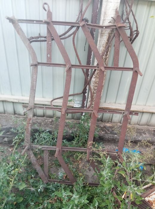 Продам ещё советские новые лапы ,бороны.