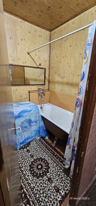 СРОЧНО ПРОДАЁТСЯ  2х комнатная  квартира с мебелью, напротив станц