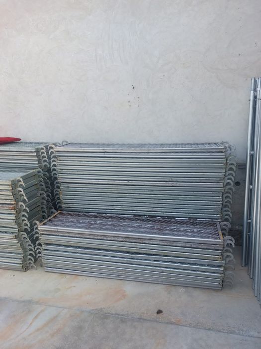 Леса бар  хабарласыңыздар