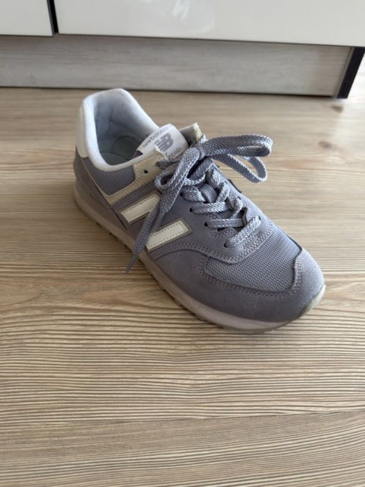 Лилави маратонки New Balance