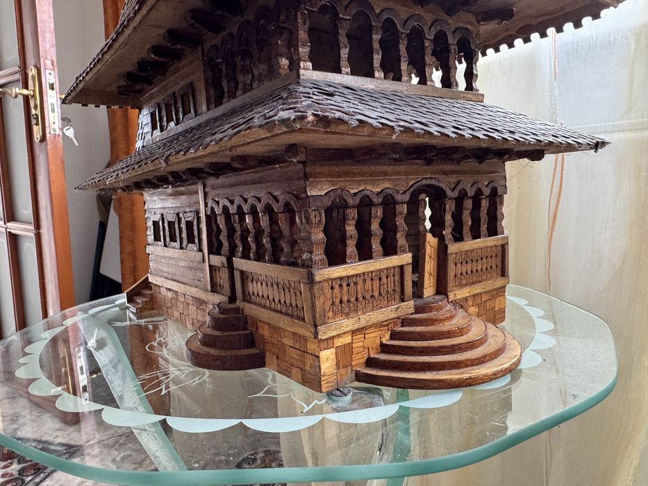 Biserica Sfantul Mina , lucrata manual , miniatura, macheta lemn