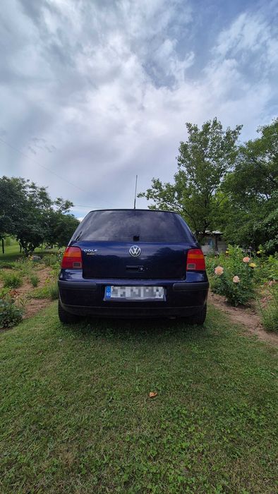 Vand GOLF 4 , 1.6 benzina