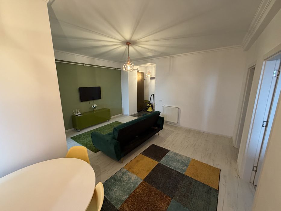 Inchiriez apartamet 2 camere Centru