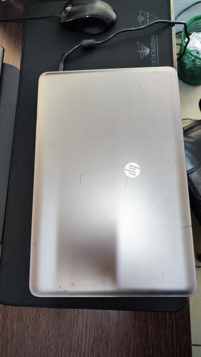 Ноутбук hp. Celeron , 4G, 320g